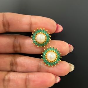 Green and off white studs